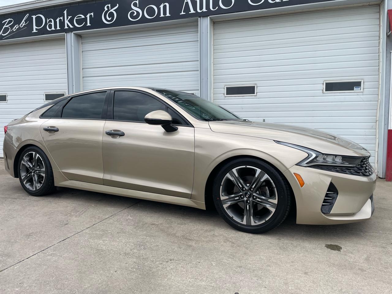 2021 Kia Optima EX FWD's photo