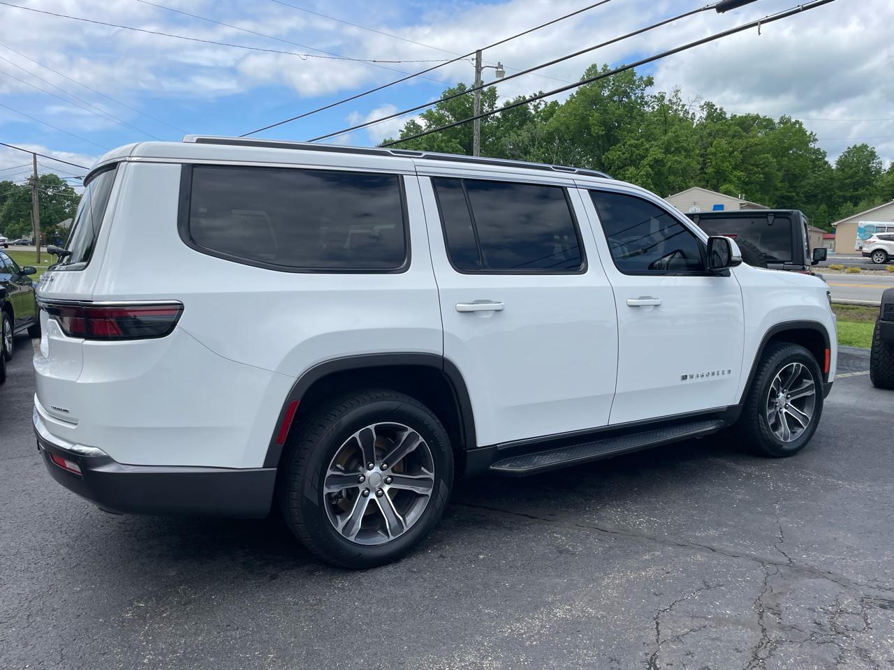 Jeep Wagoneer Series III 2022