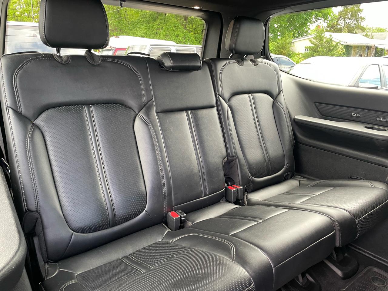 Jeep Wagoneer Series III 2022