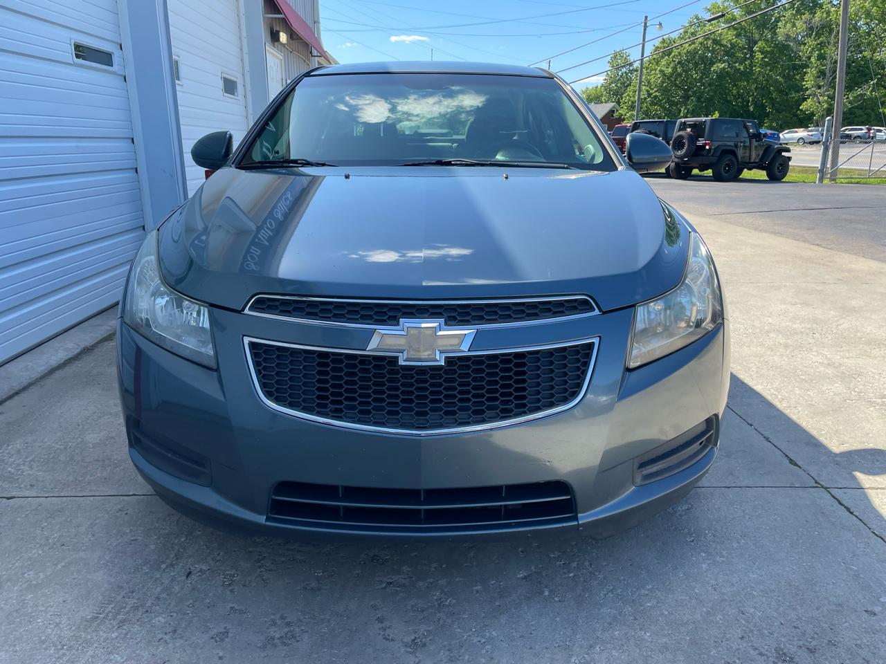 Chevrolet Cruze 1LT 2012