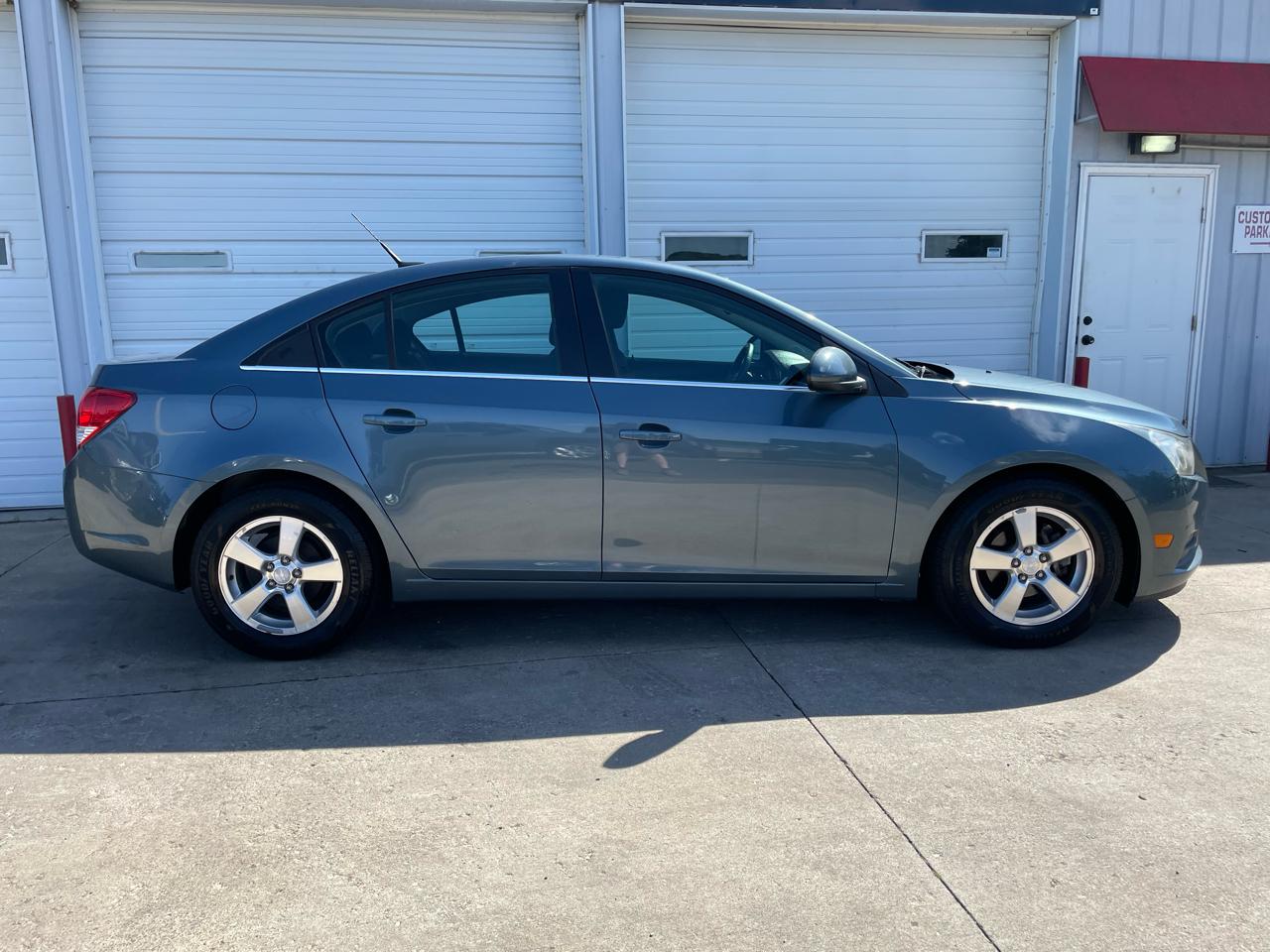 Chevrolet Cruze 1LT 2012