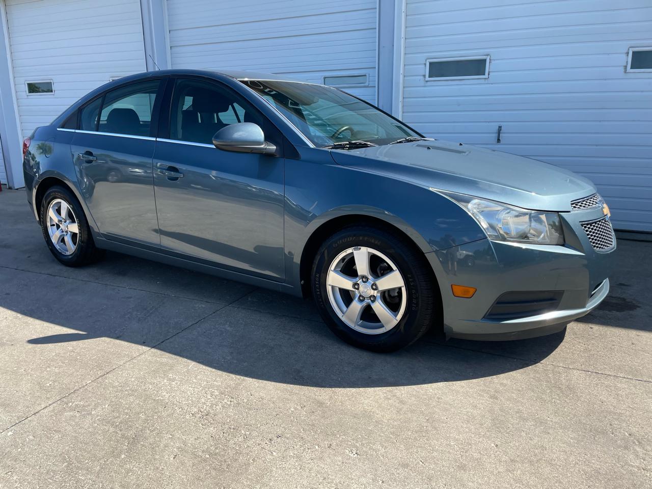 Chevrolet Cruze 1LT 2012