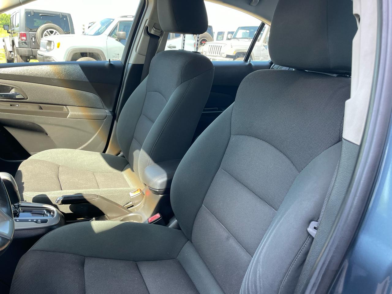 Chevrolet Cruze 1LT 2012