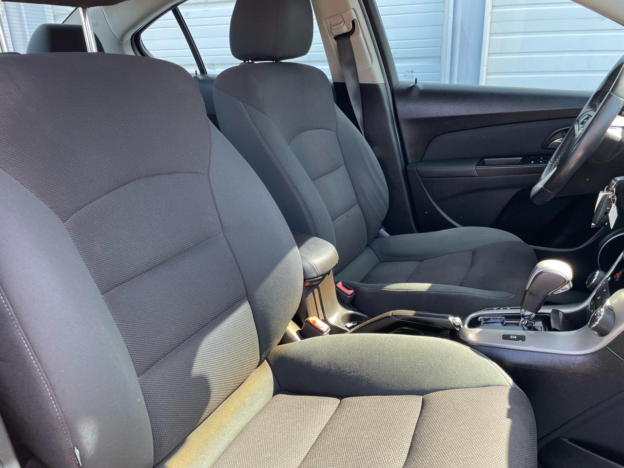 Chevrolet Cruze 1LT 2012