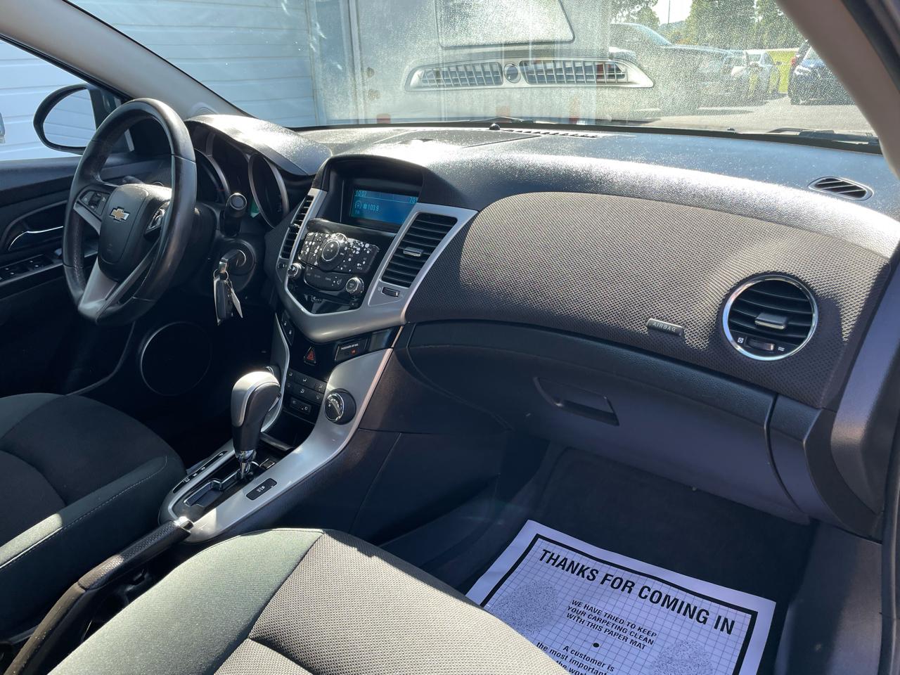 Chevrolet Cruze 1LT 2012