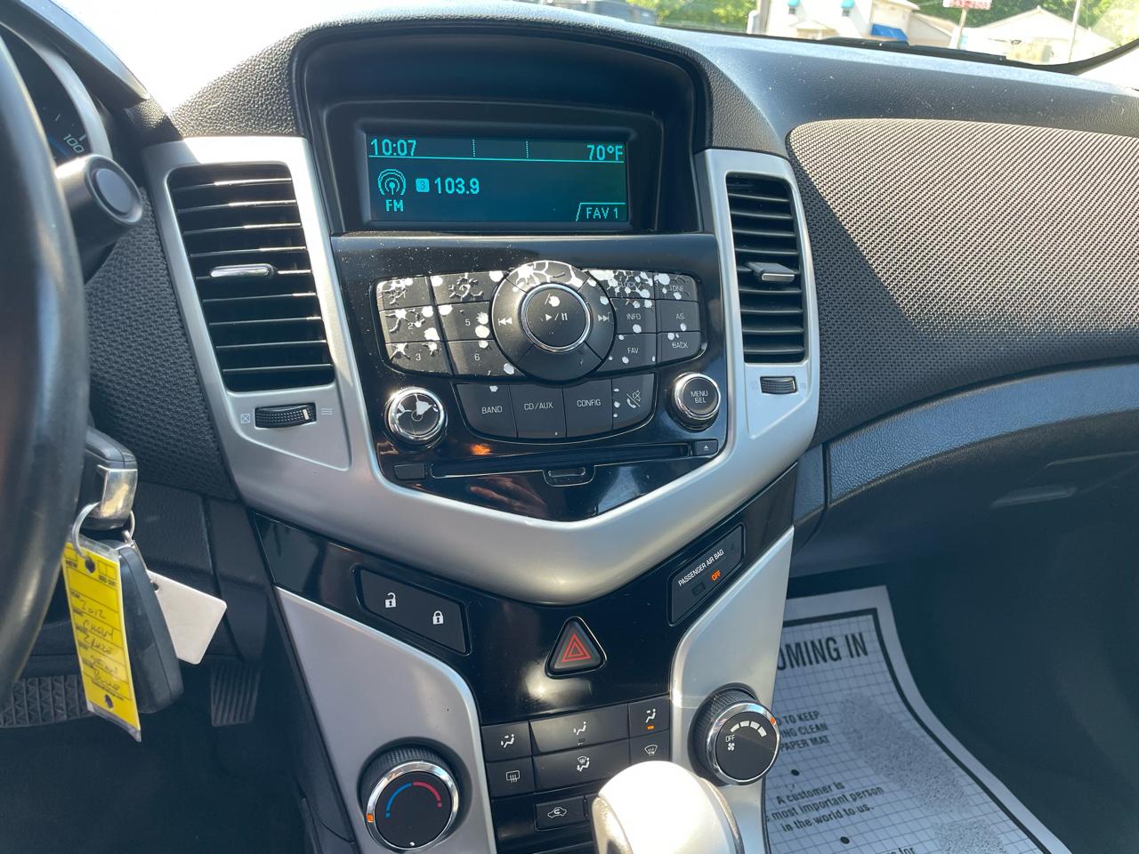 Chevrolet Cruze 1LT 2012