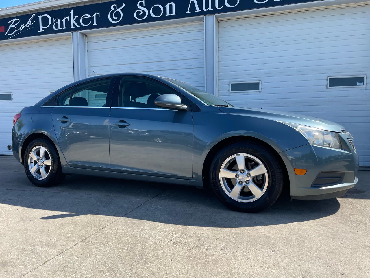 Chevrolet Cruze 1LT 2012