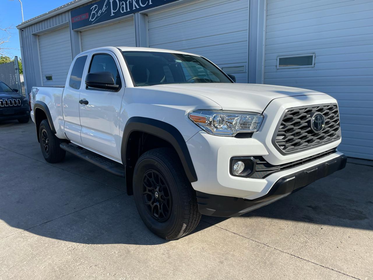 Toyota Tacoma 4WD Access V6 AT (Natl) 2021