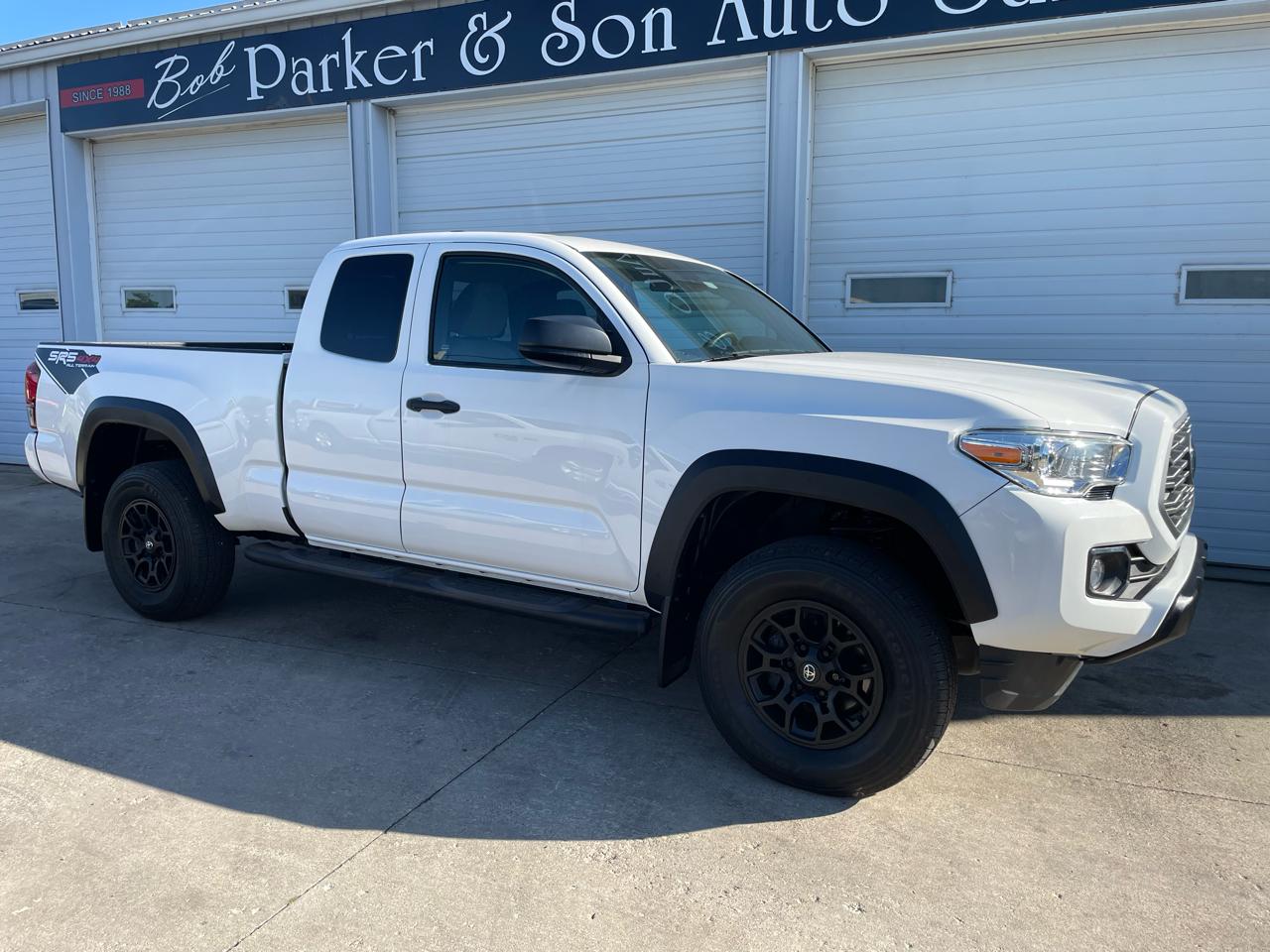 Toyota Tacoma 4WD Access V6 AT (Natl) 2021