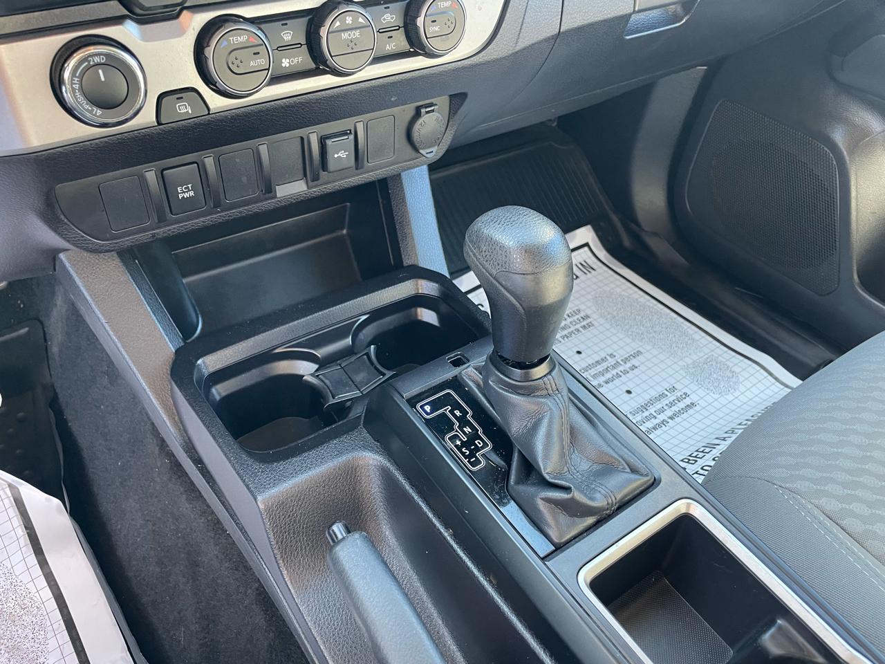 Toyota Tacoma 4WD Access V6 AT (Natl) 2021
