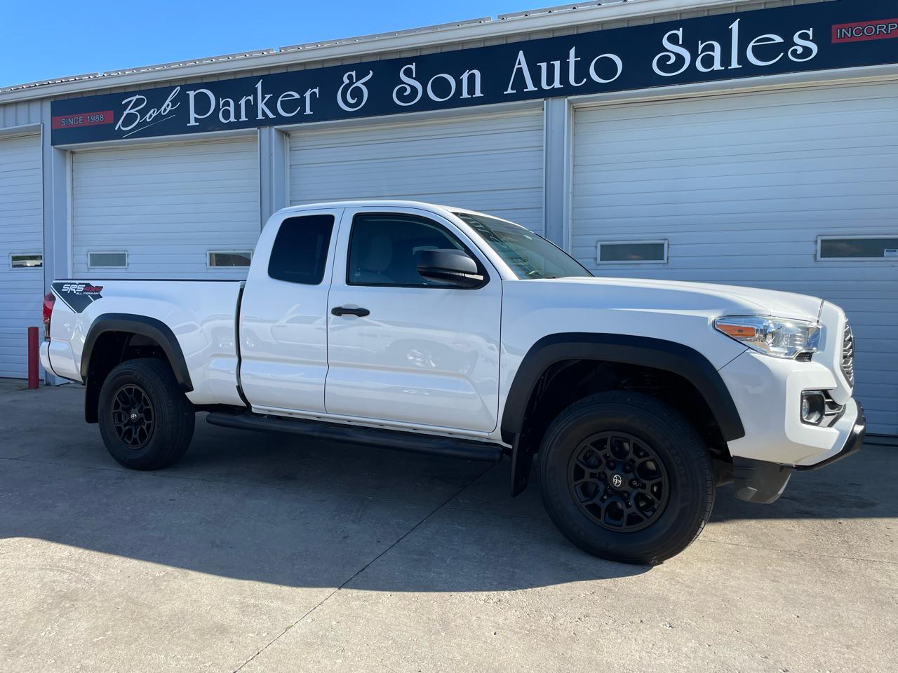 Toyota Tacoma 4WD Access V6 AT (Natl) 2021