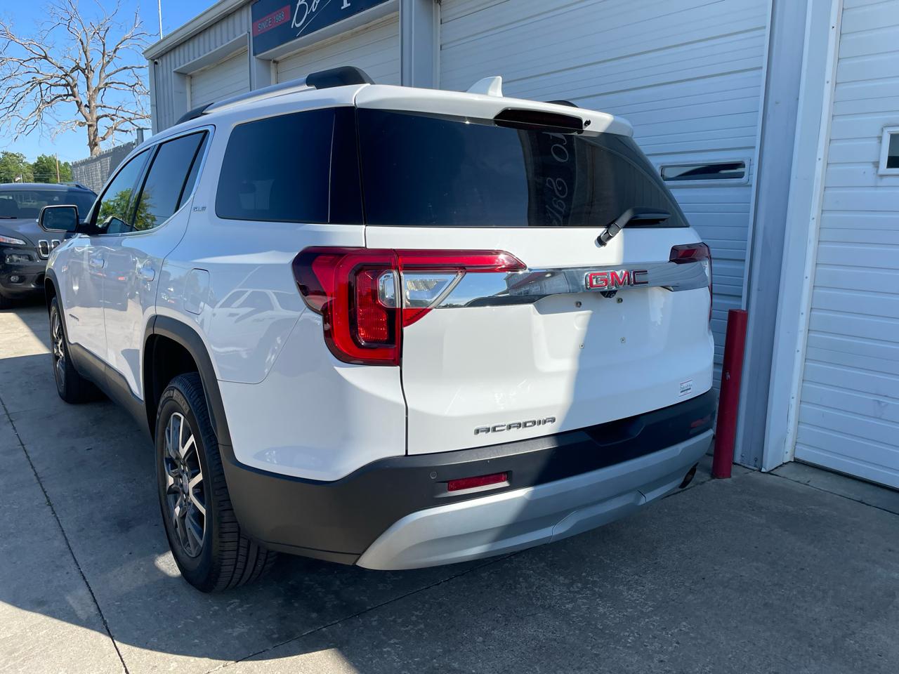 GMC Acadia SLE 2021