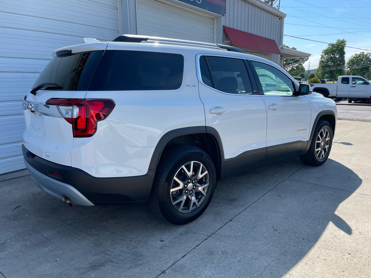 GMC Acadia SLE 2021