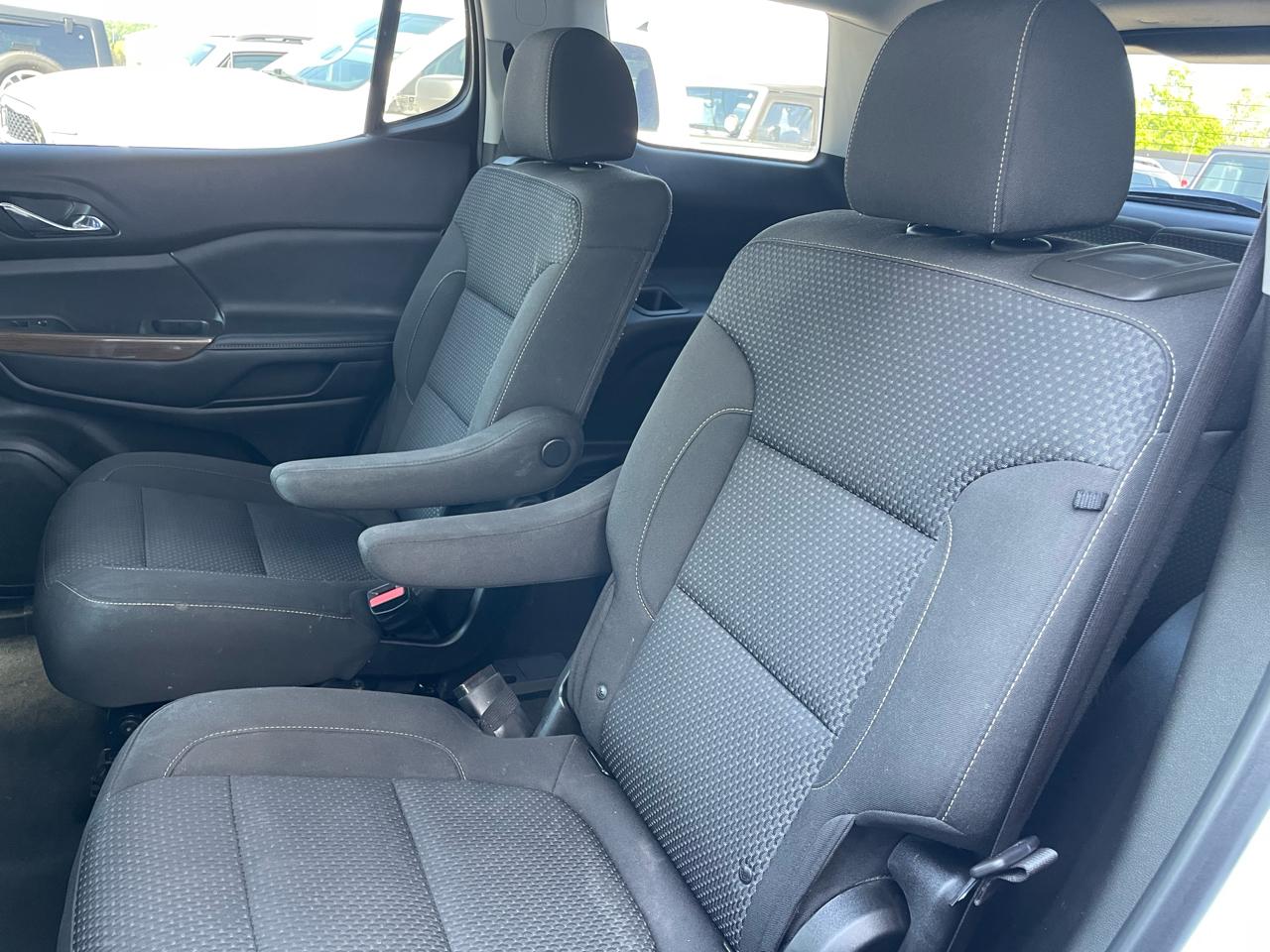 GMC Acadia SLE 2021