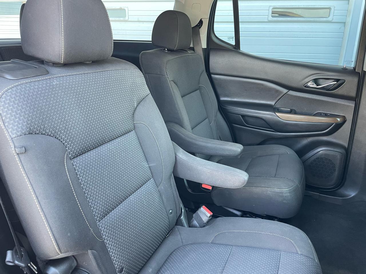 GMC Acadia SLE 2021