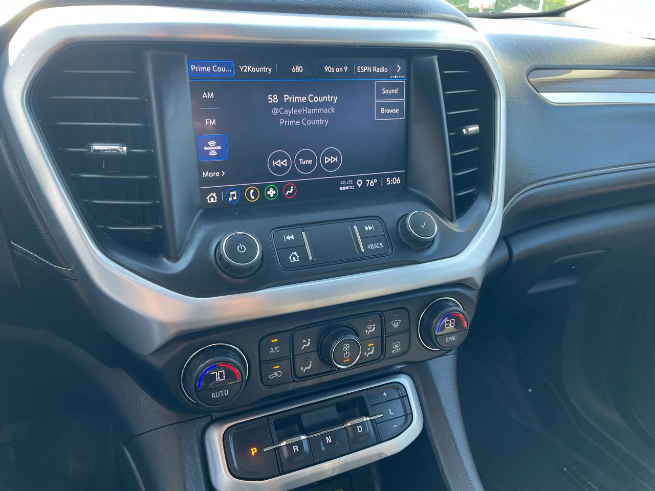 GMC Acadia SLE 2021