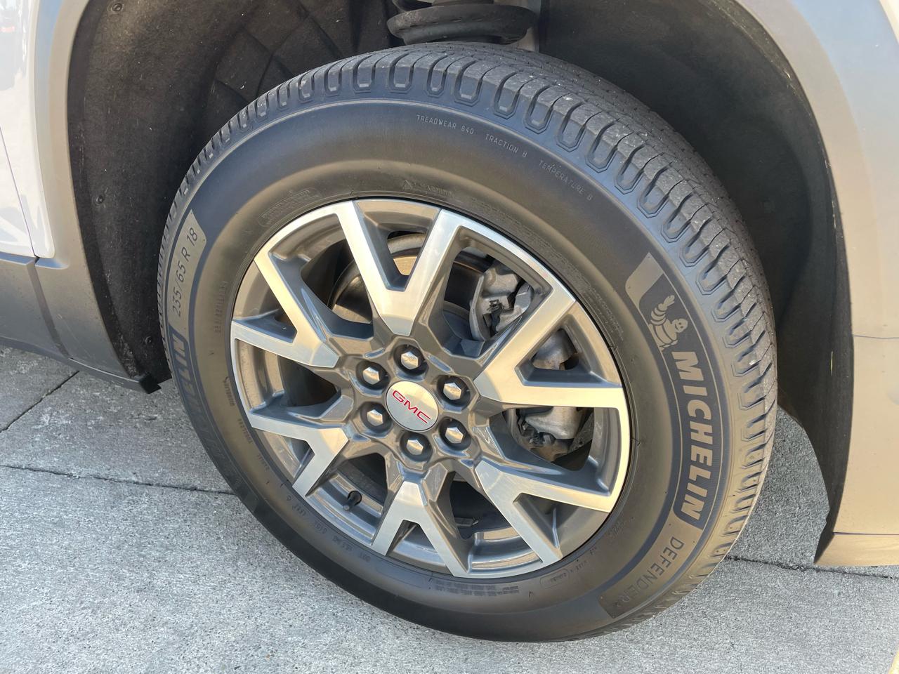 GMC Acadia SLE 2021