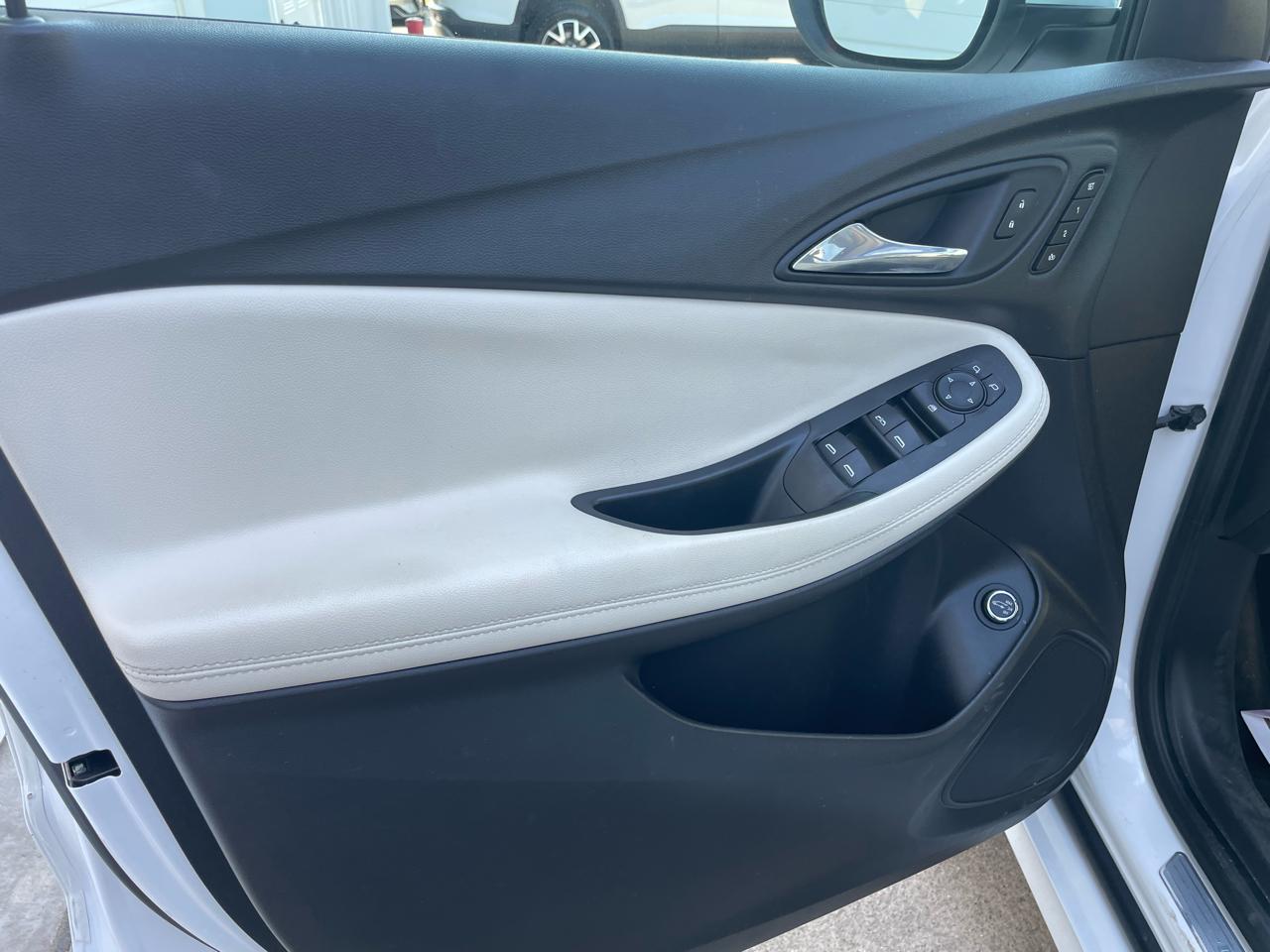 Buick Encore GX Essence AWD 2021