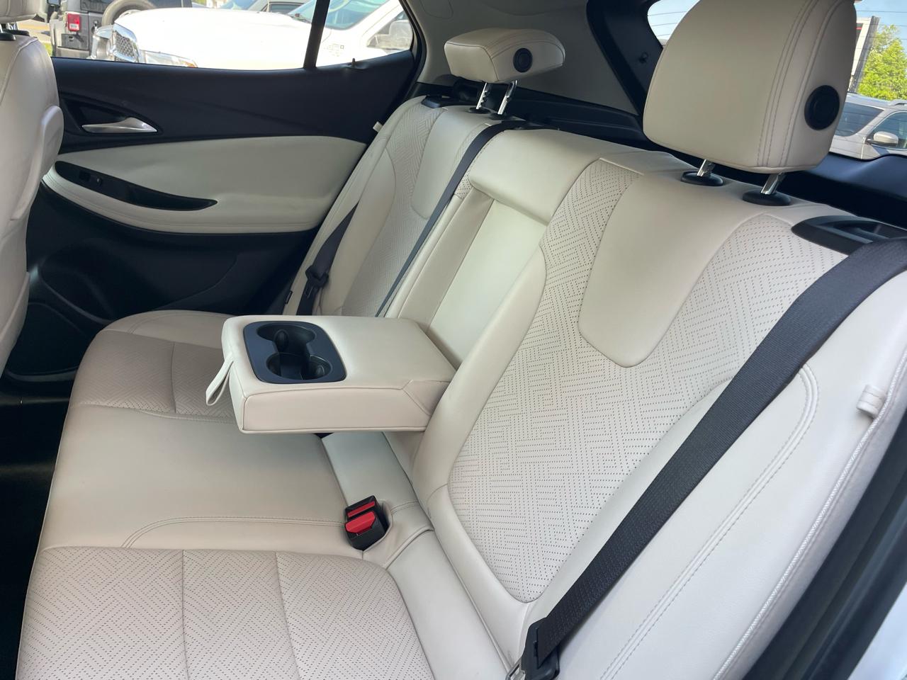 Buick Encore GX Essence AWD 2021