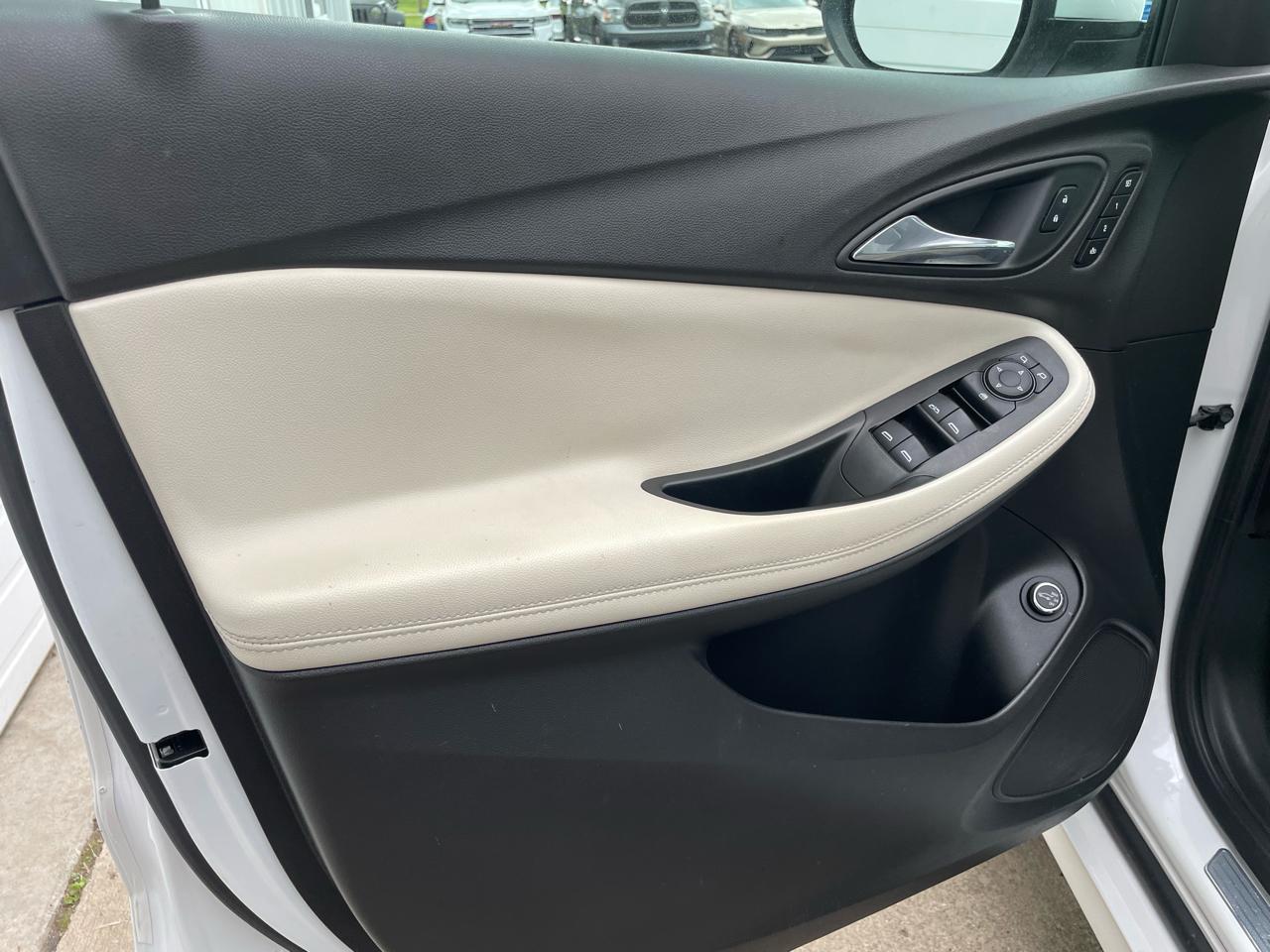 Buick Encore GX Essence AWD 2021