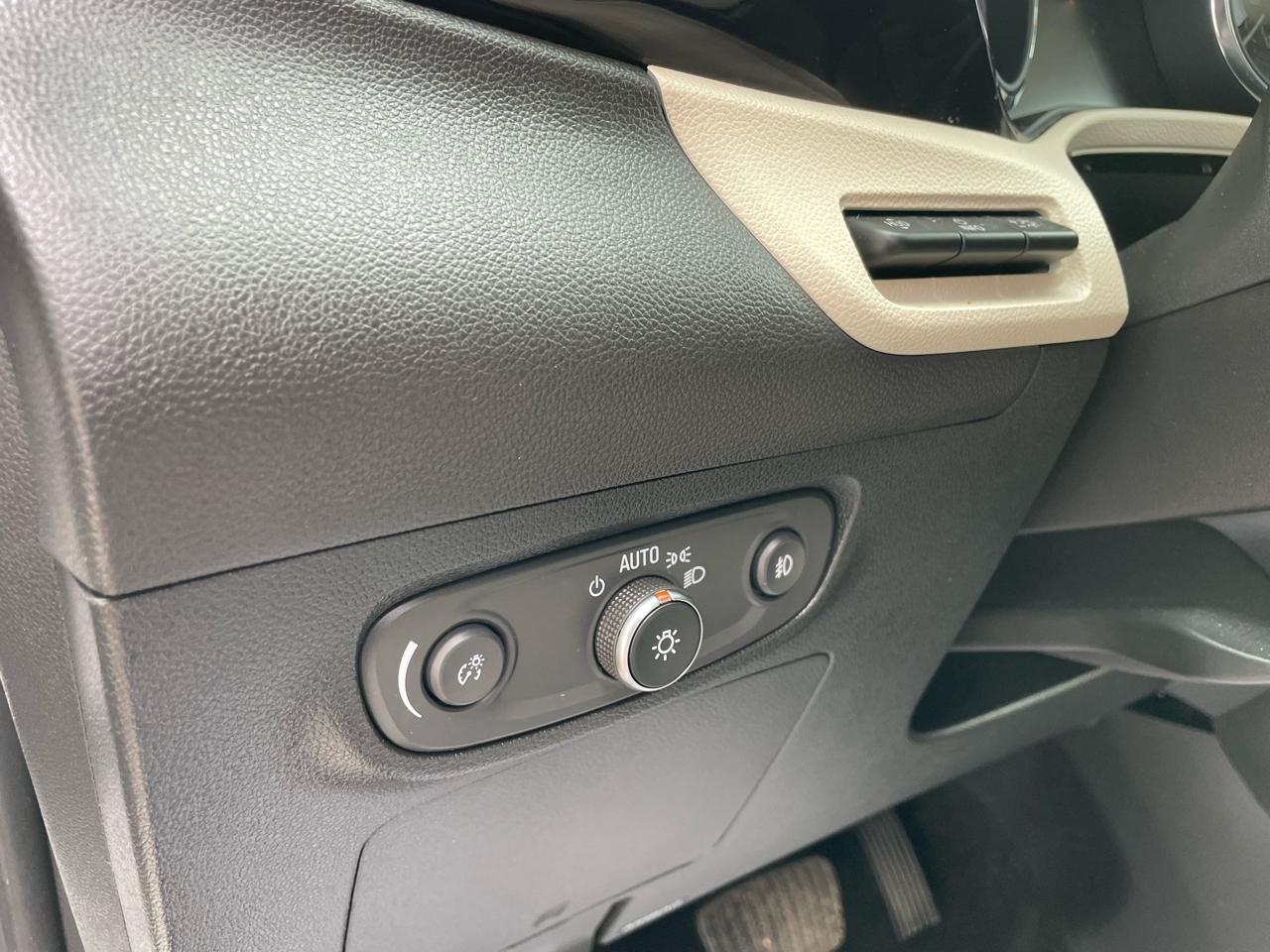 Buick Encore GX Essence AWD 2021
