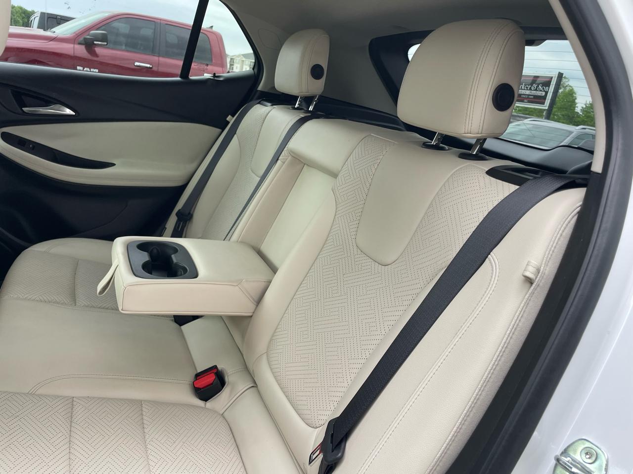 Buick Encore GX Essence AWD 2021