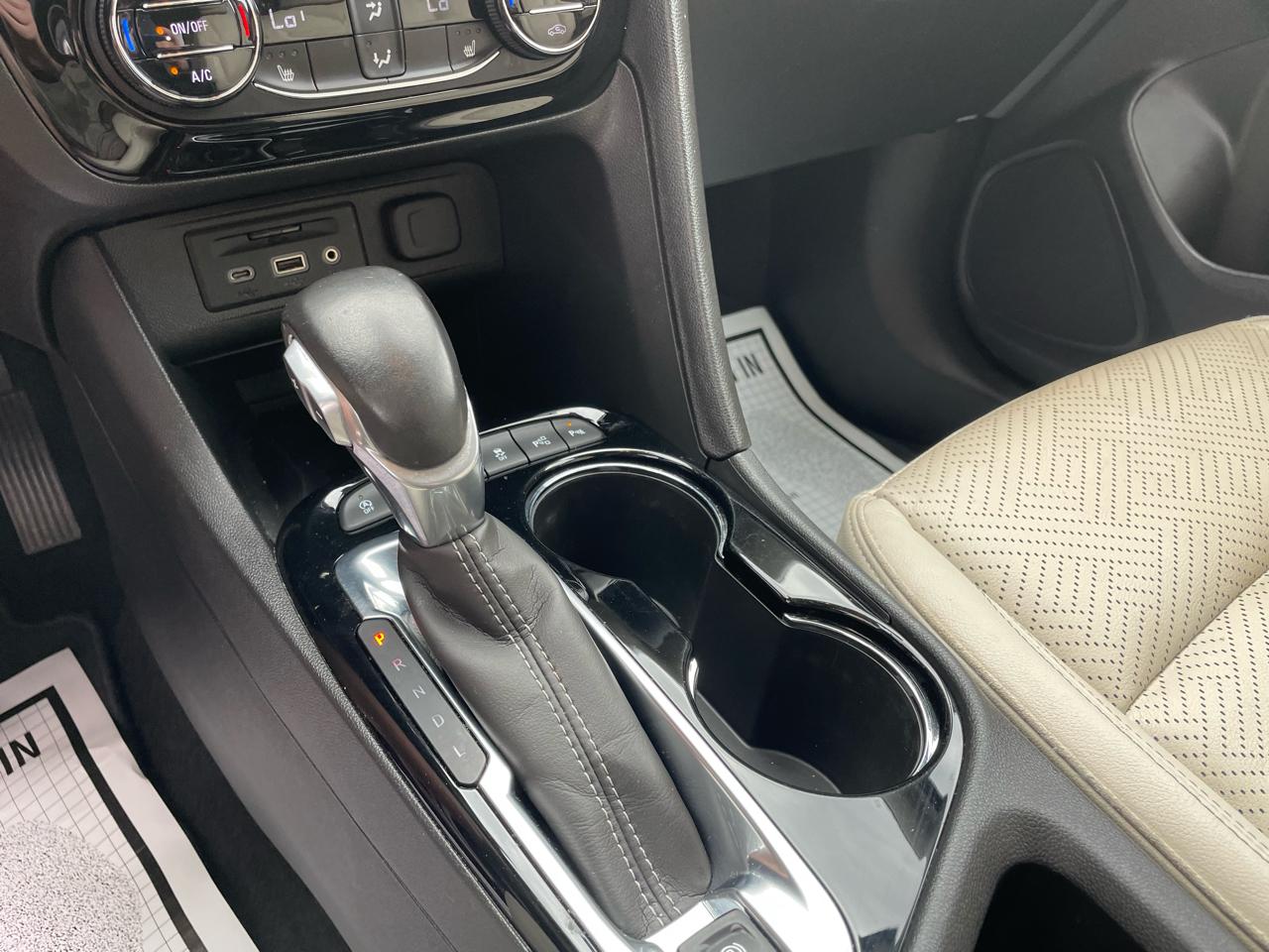 Buick Encore GX Essence AWD 2021