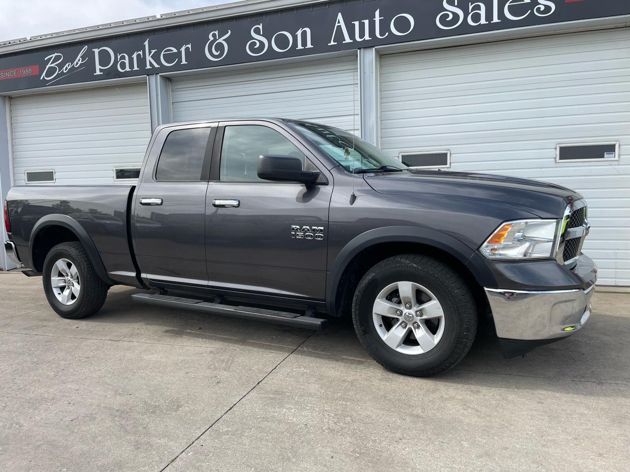RAM 1500 2WD Quad Cab 140.5" SLT 2016