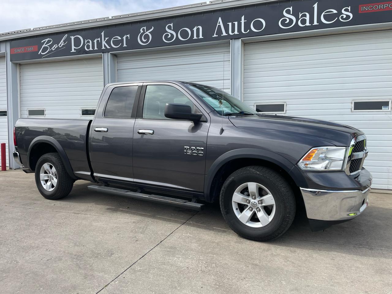 RAM 1500 2WD Quad Cab 140.5" SLT 2016