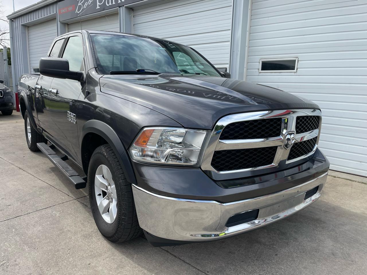 RAM 1500 2WD Quad Cab 140.5" SLT 2016