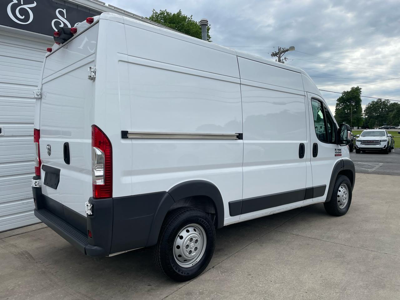 RAM Promaster 1500 High Roof Tradesman 136-in. WB 2017