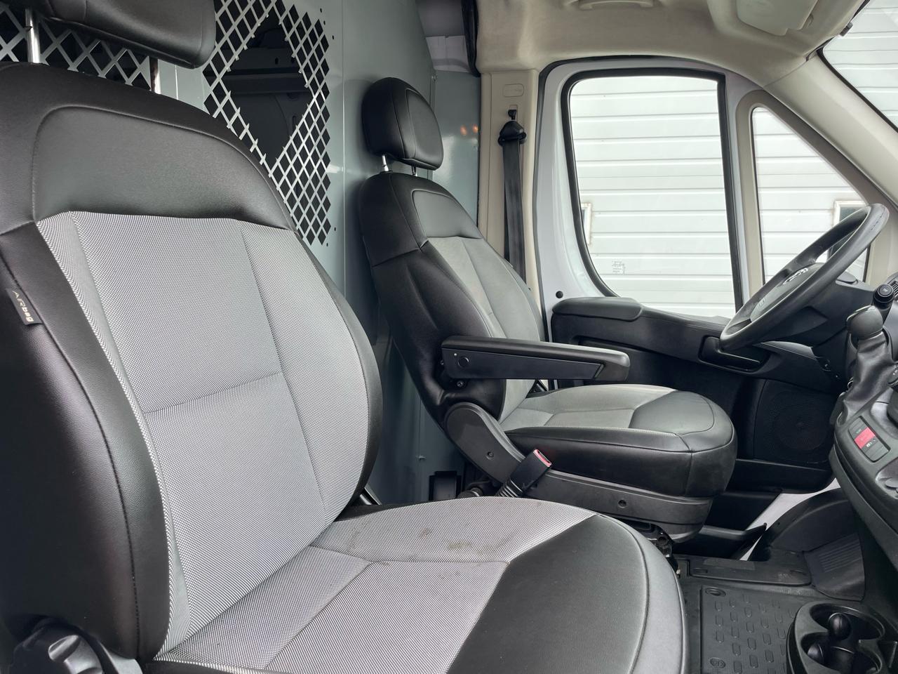 RAM Promaster 1500 High Roof Tradesman 136-in. WB 2017