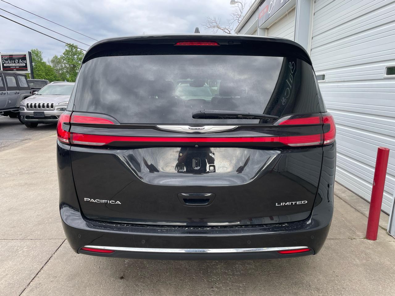 Chrysler Pacifica Limited 2022