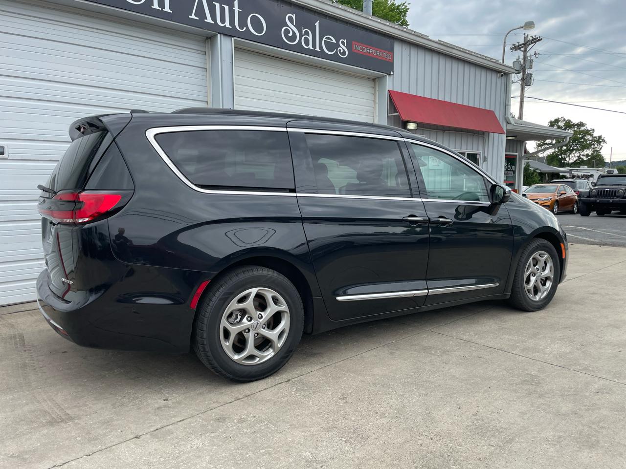 Chrysler Pacifica Limited 2022