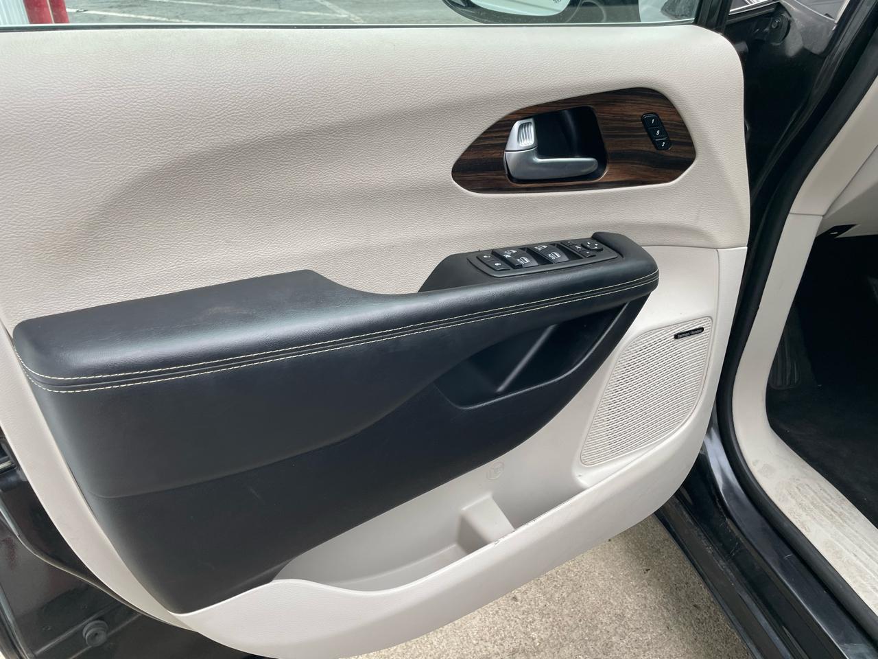 Chrysler Pacifica Limited 2022