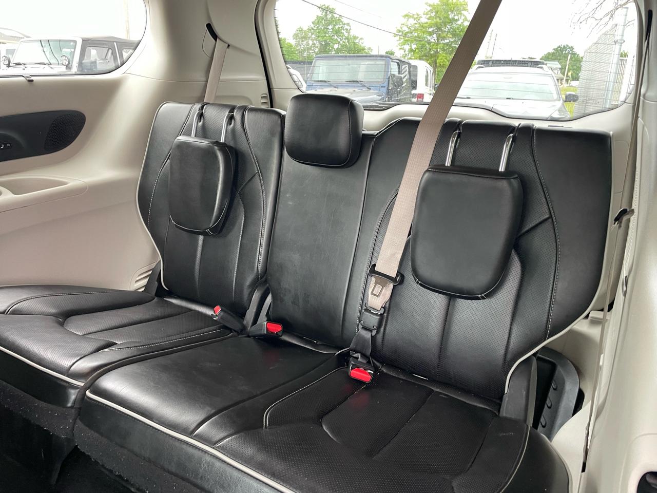 Chrysler Pacifica Limited 2022