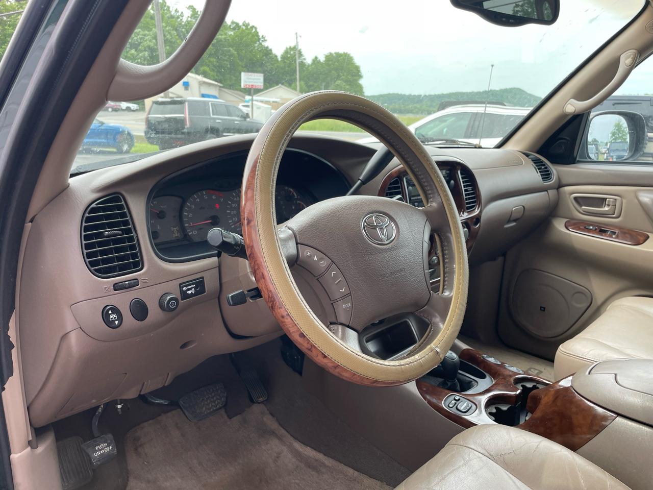 Toyota Sequoia Limited 4WD 2003