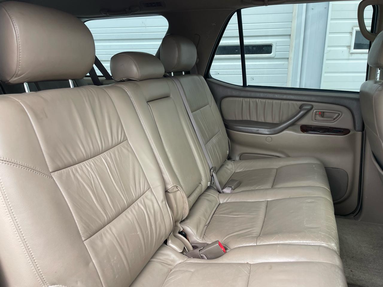 Toyota Sequoia Limited 4WD 2003