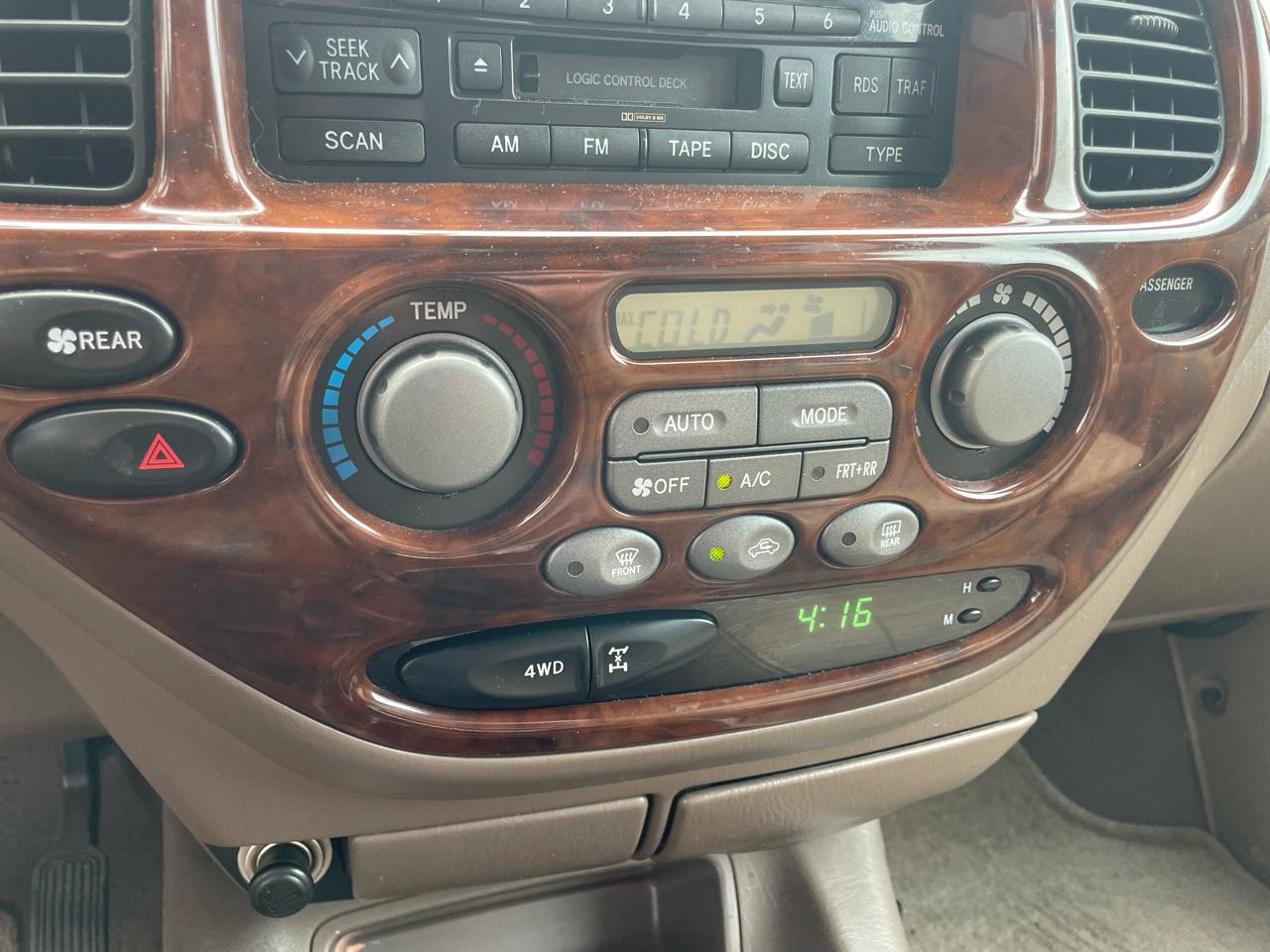 Toyota Sequoia Limited 4WD 2003