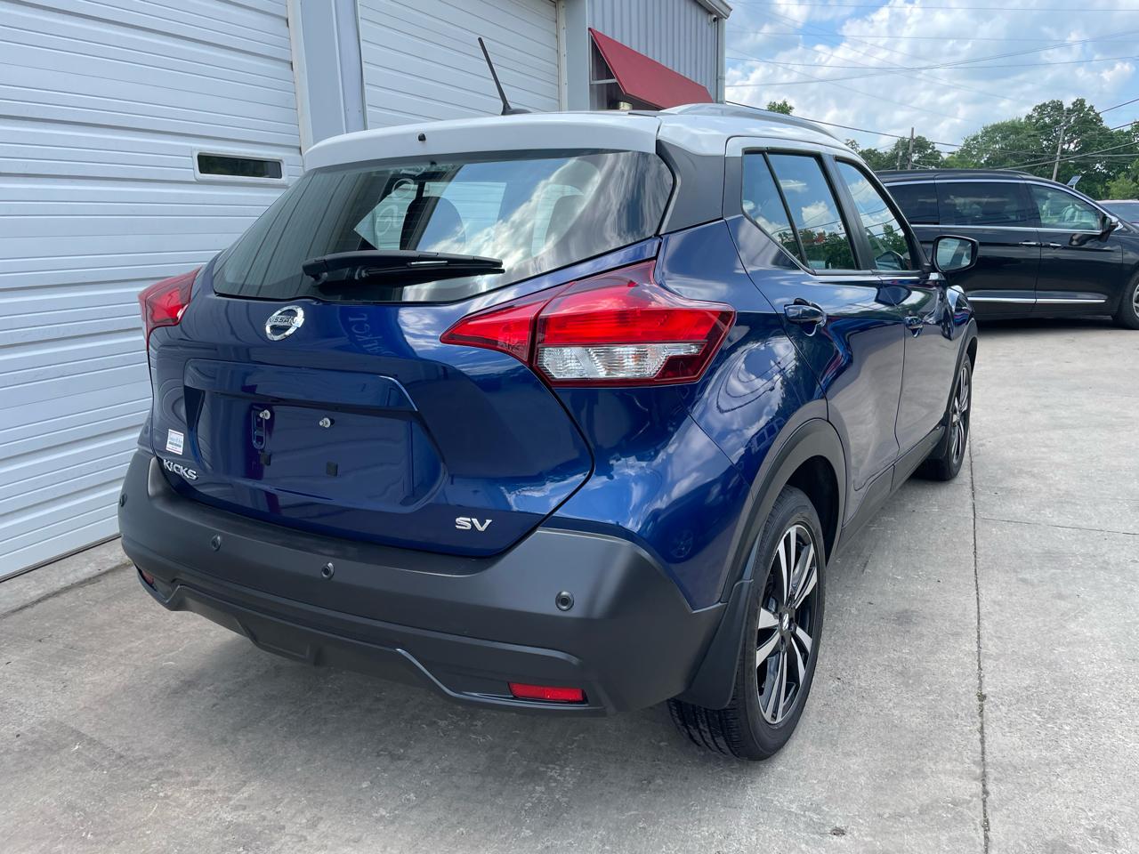 Nissan Kicks SV 2020