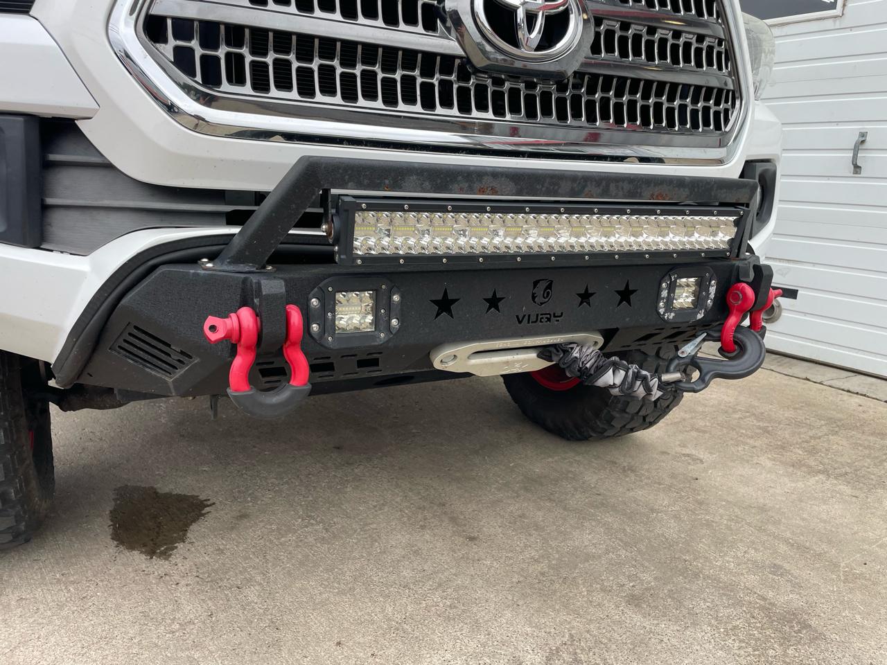Toyota Tacoma 4WD Double Cab V6 AT TRD Sport (Natl) 2017
