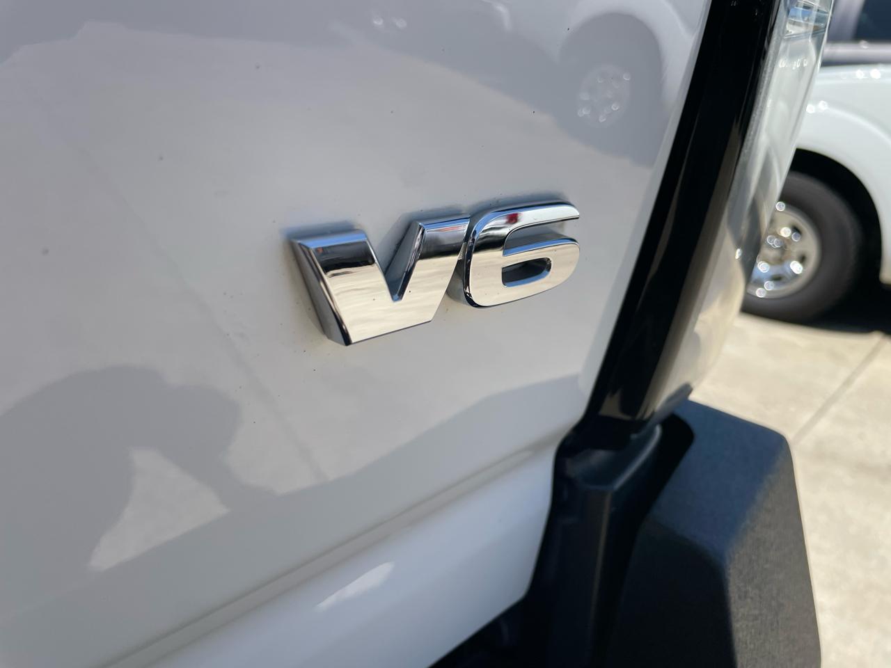Toyota Tacoma 4WD Double Cab V6 AT TRD Sport (Natl) 2017