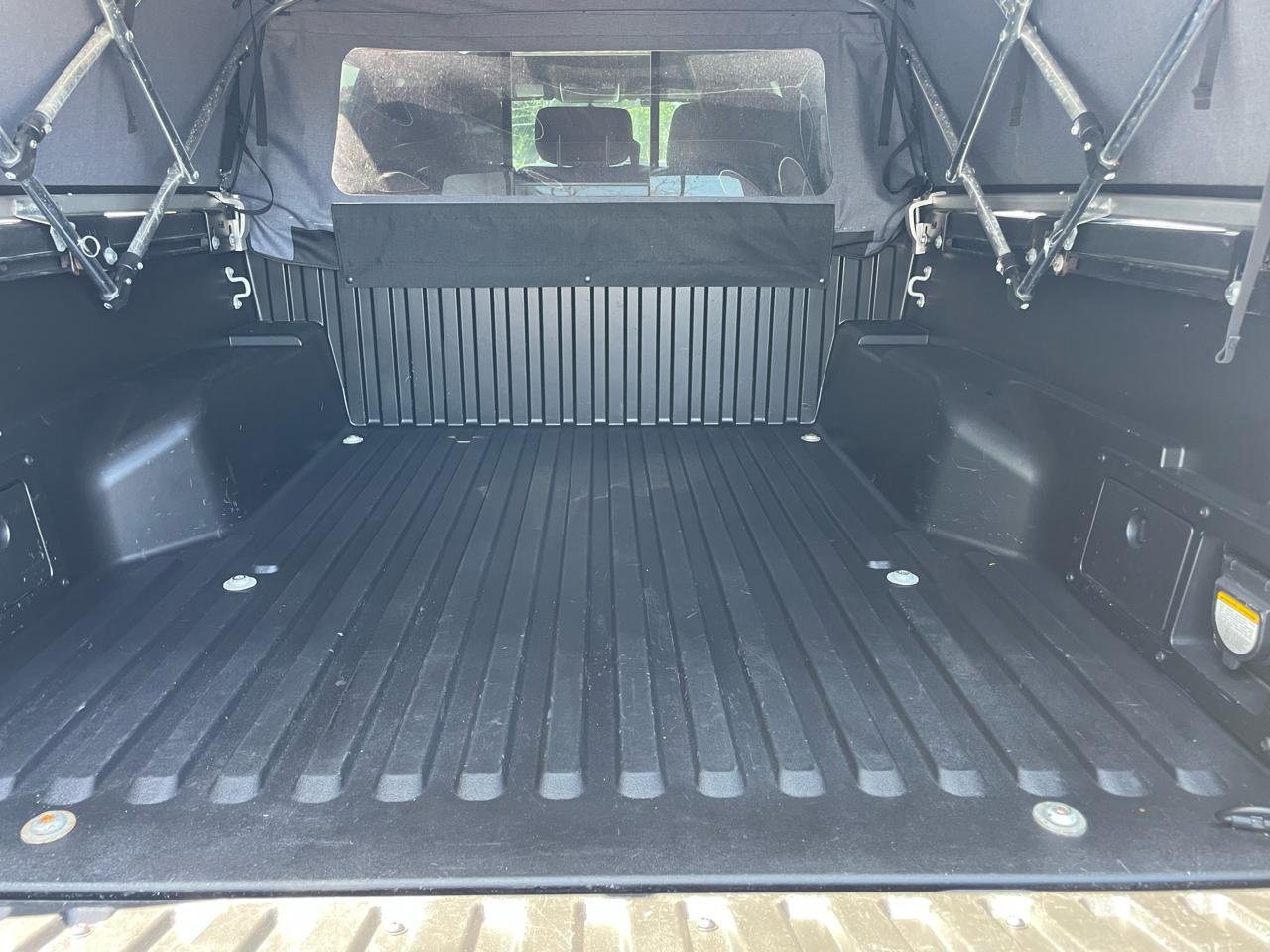 Toyota Tacoma 4WD Double Cab V6 AT TRD Sport (Natl) 2017