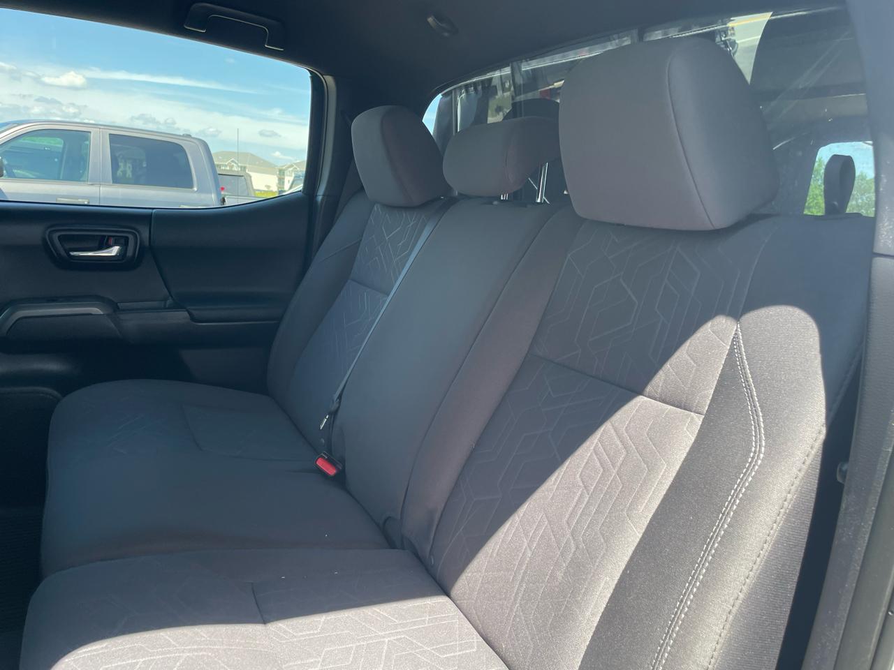 Toyota Tacoma 4WD Double Cab V6 AT TRD Sport (Natl) 2017