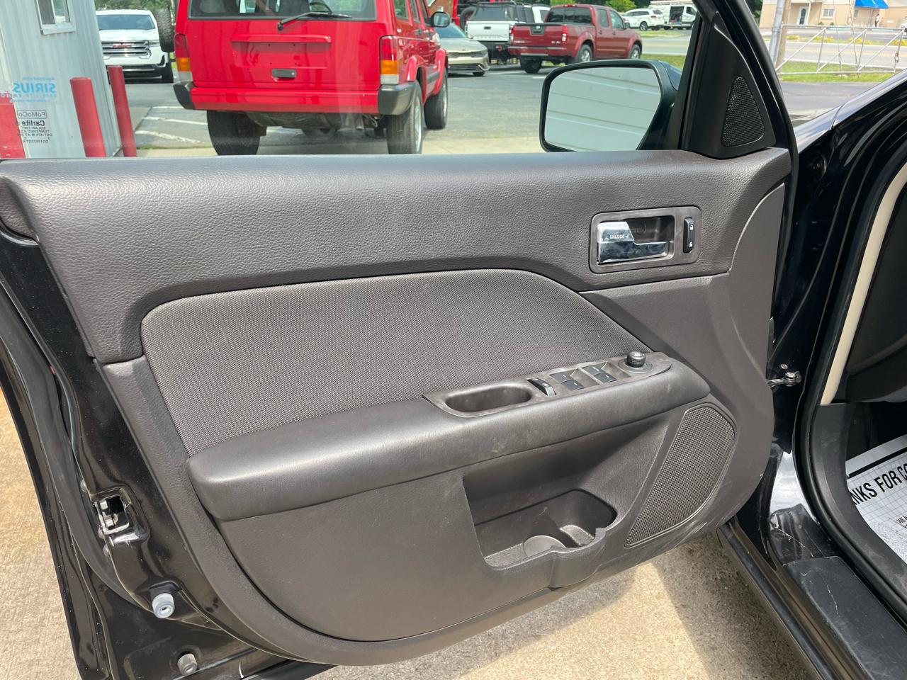 Ford Fusion SE 2010