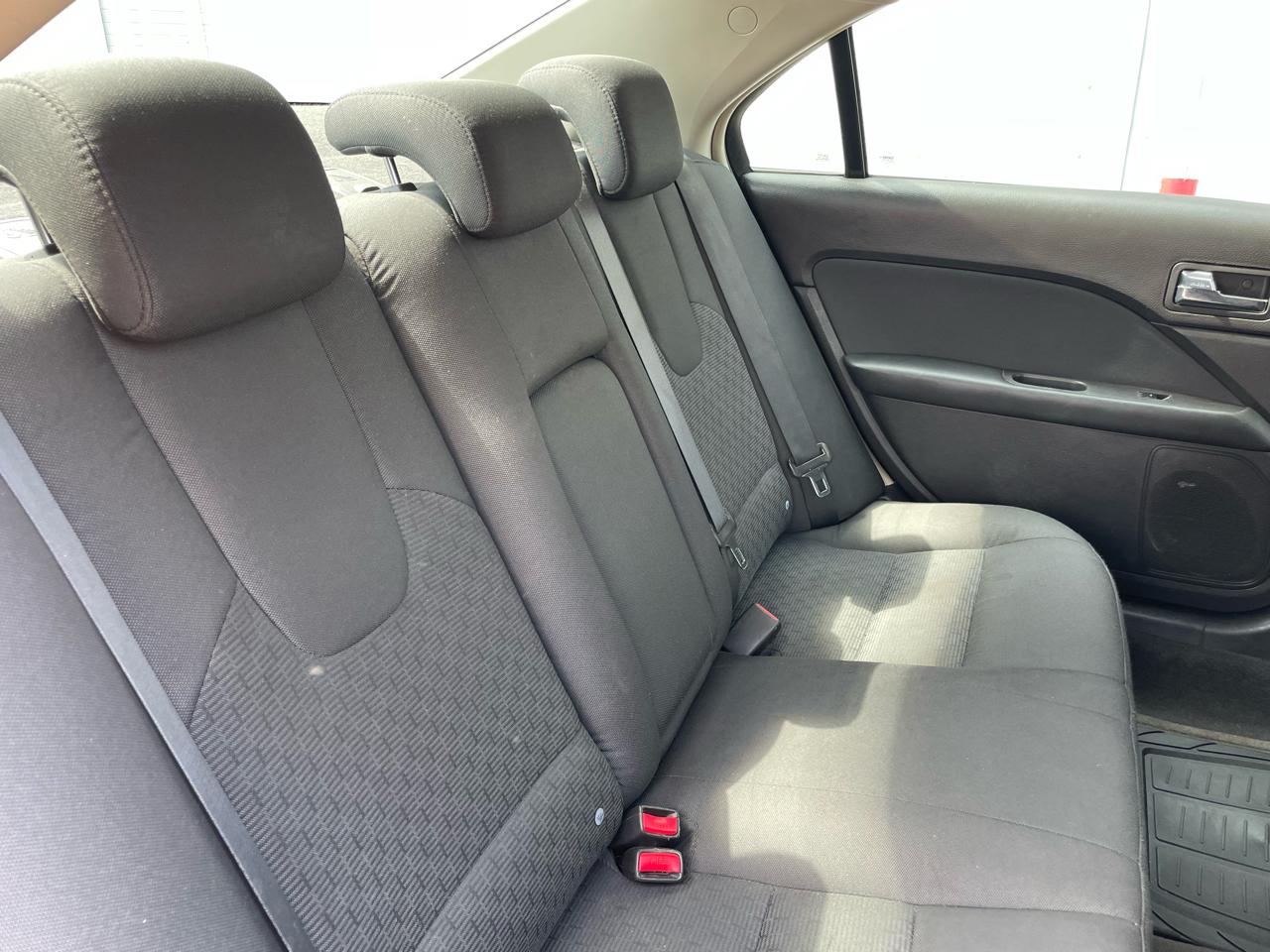 Ford Fusion SE 2010