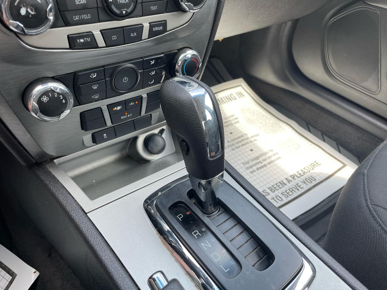 Ford Fusion SE 2010