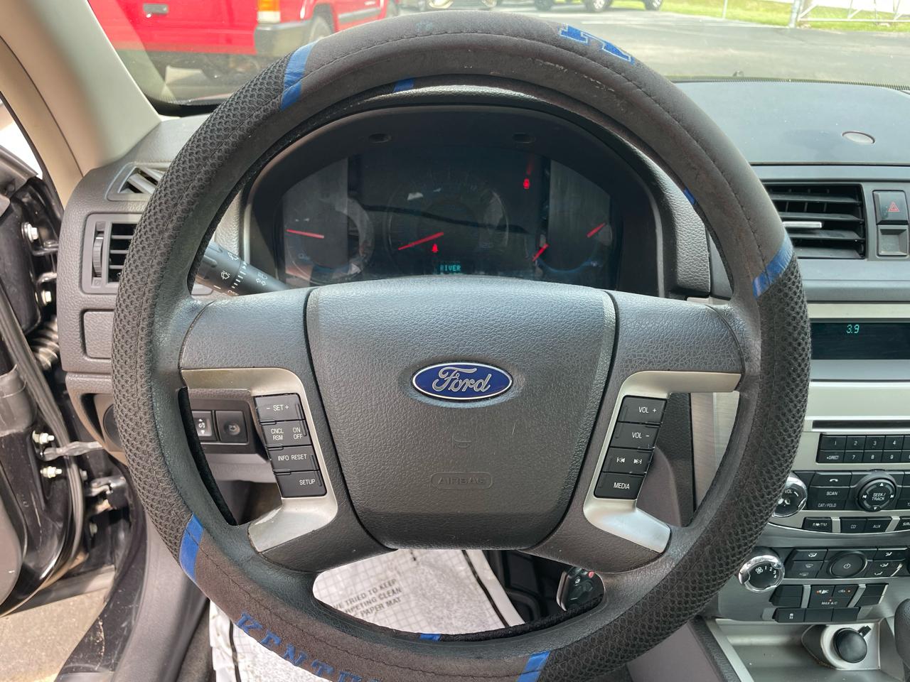 Ford Fusion SE 2010