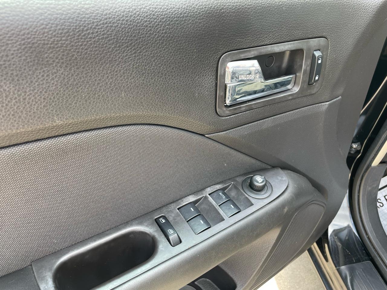 Ford Fusion SE 2010