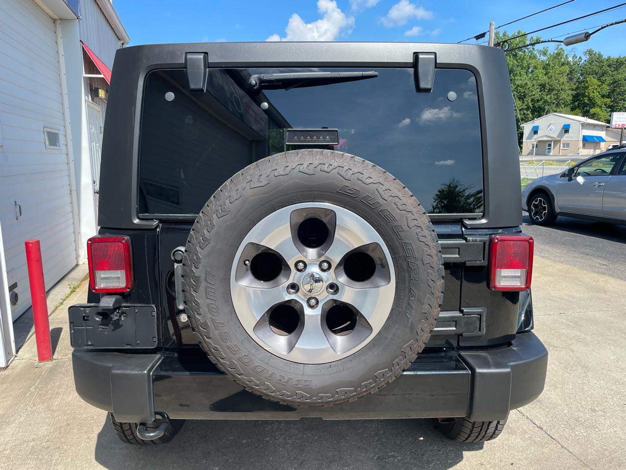 Jeep Wrangler Unlimited Sahara 4WD 2016